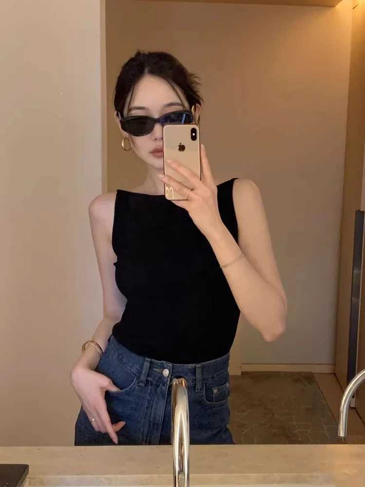 Women's Sweaters Black Sleeveless Knitted Vest Women's Summer New Style Korean Version Slimming Color Outdoor Wear Backless Strap Top H260