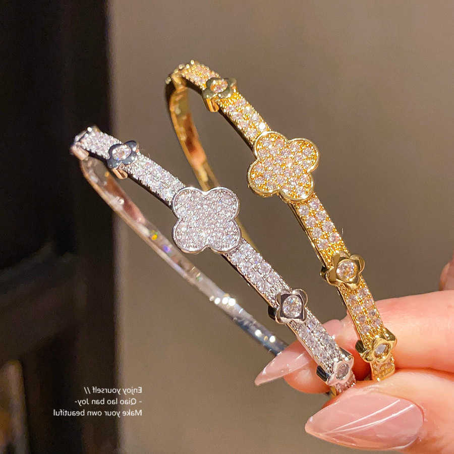 Real Brelet Gold Plated Flower Clasp Brelet And Style Versatile Jewelry For Women Brelet S260923RGR2