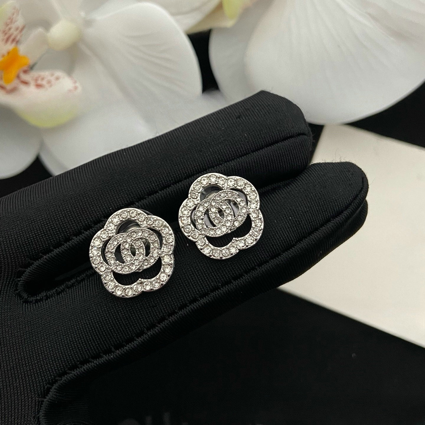 New C letter flower stud earrings temperament Fashion Jewelry Gifts Designer Earrings Wedding Gifts Charm Jewelry