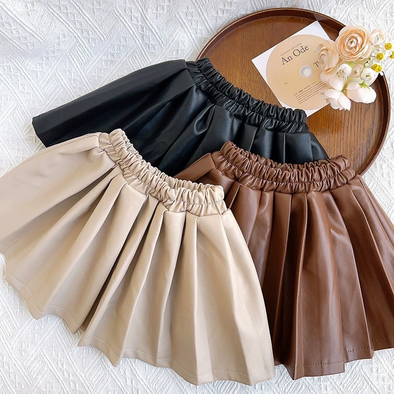 In-stock clothing for autumn and winter: girls' vintage college-style pleated children's half-length skirt, short skirt