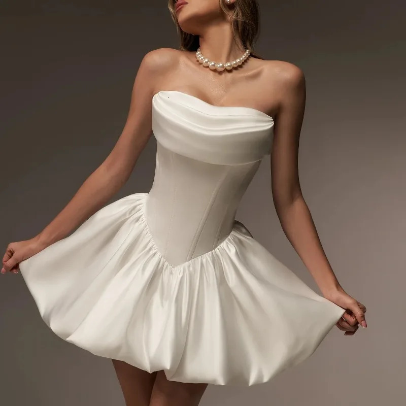 Women Elegant Strapless Short MIni Wedding Dresses White Sexy Sleeveless Blackless A Line Bride y Gown Party Vestidos 260922