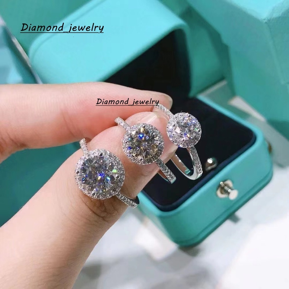 Round Cut Moissanite Wedding Ring S925 Sterling Silver Gypsophila Pave Setting Engagement Ring for Women Wholesale Fine