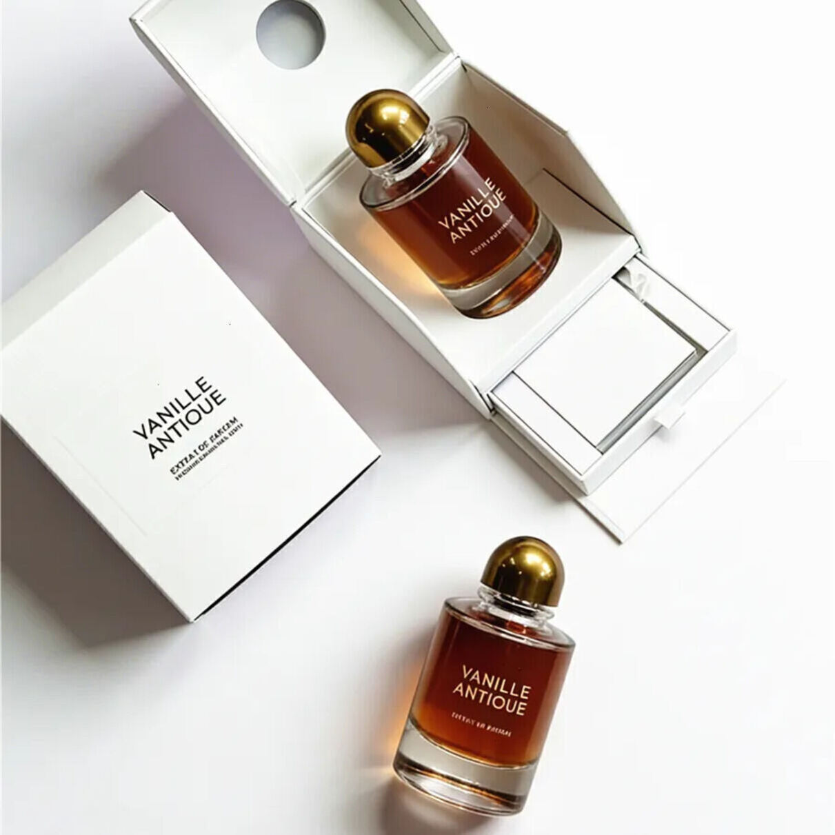 Perfume 70Ml Extrait De Parfum Vanille Antique Casablanca Lily Cuir Sellier Bois Obscur Designer Fragrance Magnetic Cap Long eau de Las