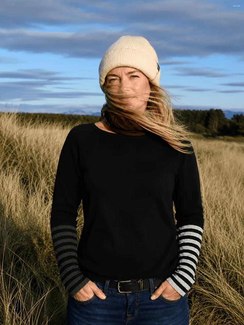Women's Crew Neck Long Sleeve Knitted Pullover Sweater For Fall And Winter Commuter Style With Contrast Textured Striped Casual.