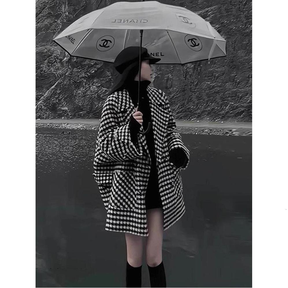 Business Womens Designer Jacket Mid Length Warm Coat High-end Fashion Elegant Classic Pattern Outdoor Casual Plaid Design Tall Womens Wearing Top