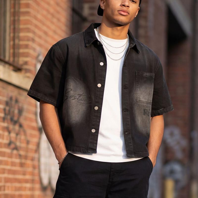 Men Cropped Short Sleeve Denim Shirt Vintage Faded Black Wash Letter Print Turn Down Collar Button Front Chest Pocket Loose Fit Shacket Streetwea