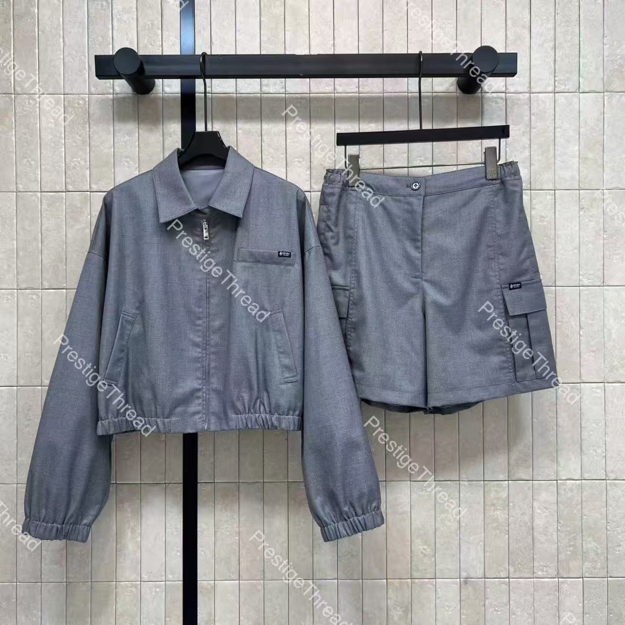 26-Year Early Autumn Series New Collared Jacket Designer Women's Two-Piece Pants with Letter Logo Pocket Accent