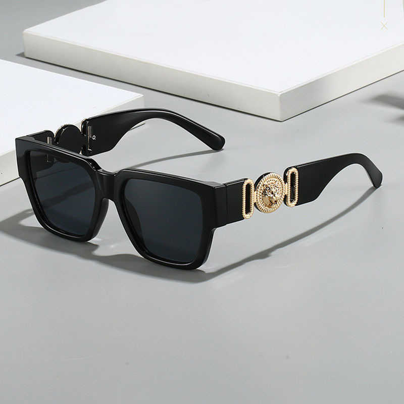 Vintage Sunglasses Classic y2k Oversized Square Sunglasses Women For Men Luxury Brand Designer Sun Glasses Punk Popular Metal Lion ShadesT260923