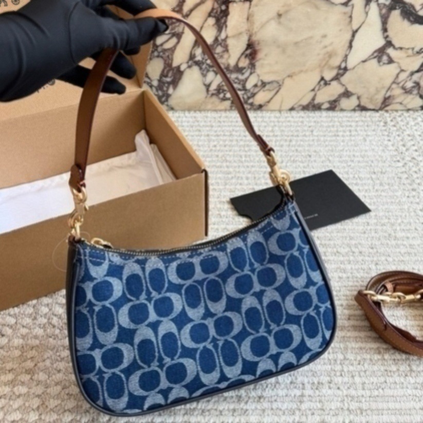 Luxury Designer Teri Hobo Shoulder Bag For Women Vintage Signature Denim Underarm Detachable Crossbody Colors Available Daily Casual Bag beach bag 2
