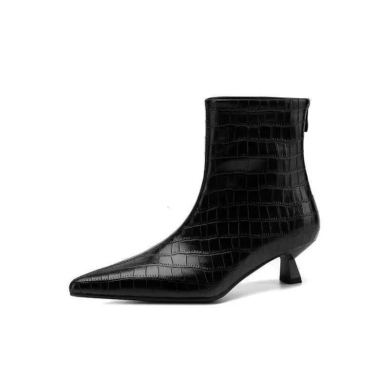New Dress Shoes Autumn 2026 Wen Boot Split Leather Wen Shoes Fi Pointed Toe Ankle Boots Thin H Winter Modern Ladies Shoes J260922