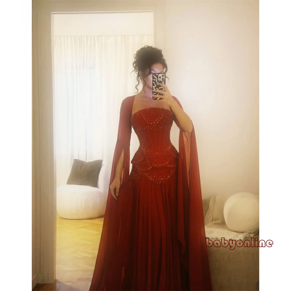 Elegante bordeaux in rilievo con scialle abito da ballo senza spalline a-line piega abiti da sera formali lunghi fino al pavimento abiti da festa 91