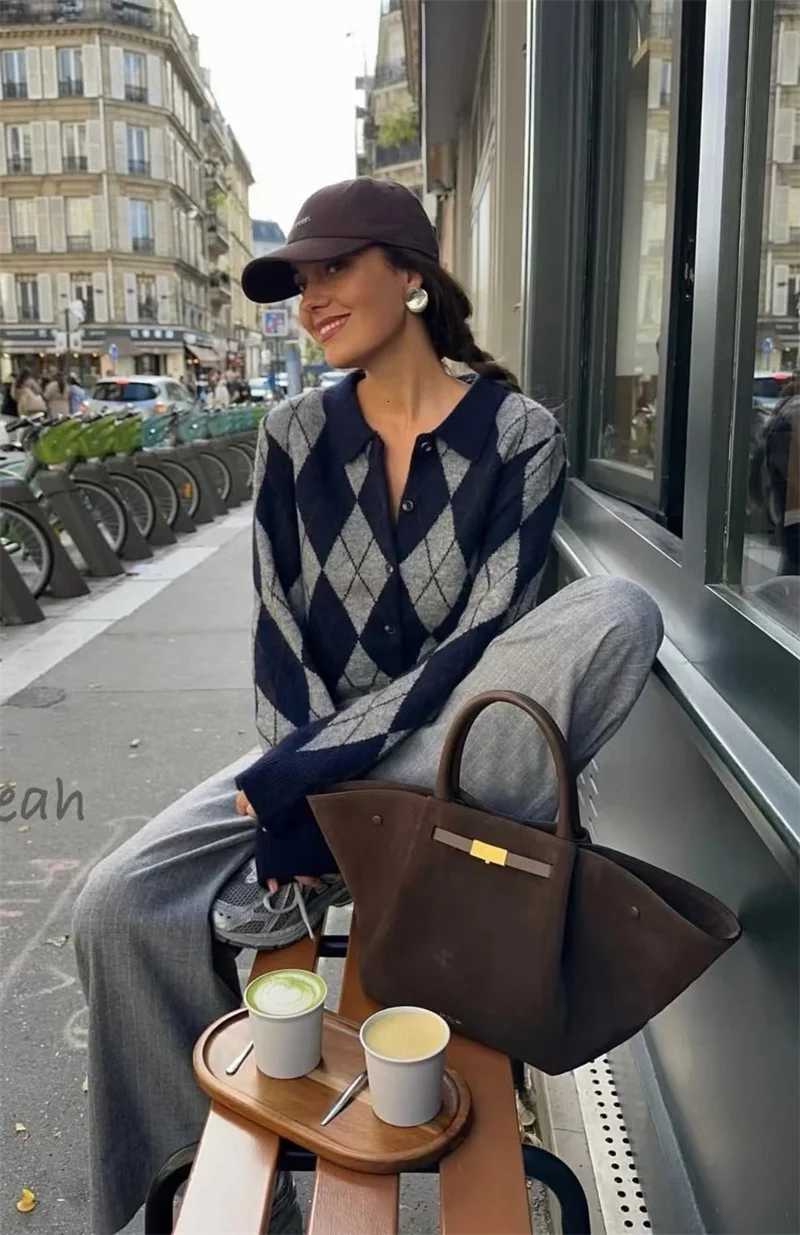 Women's Sweaters Guobioziy 2026 Women's Jacket Autumn New Style Pattern Long-sleeve College-Style Knit Cardigan Jacket Casual Simple D2609