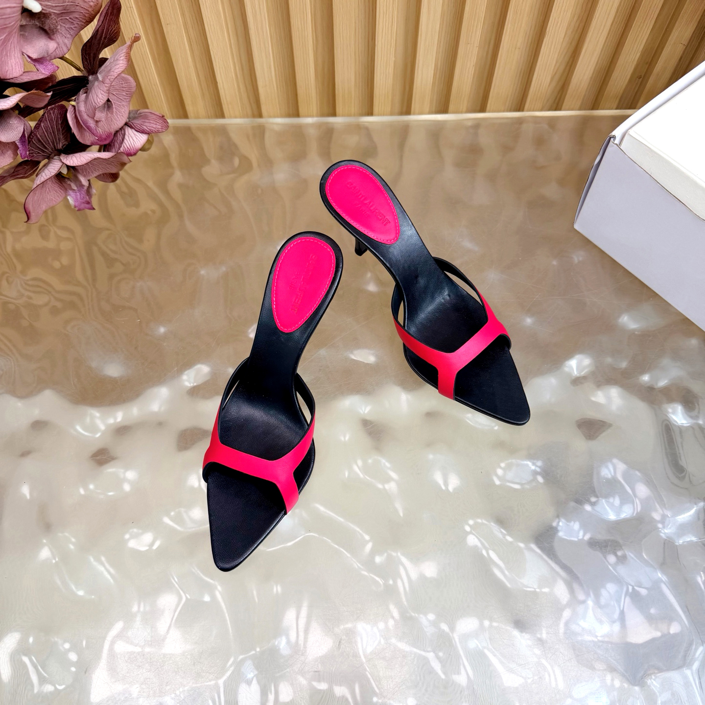 women Leather Pointed Toe Kitten Heel Mules Slide Slippers Slip On Designer Luxury 10A High Quality Fashion Party Chic Elegant Sexy Trend Charming S