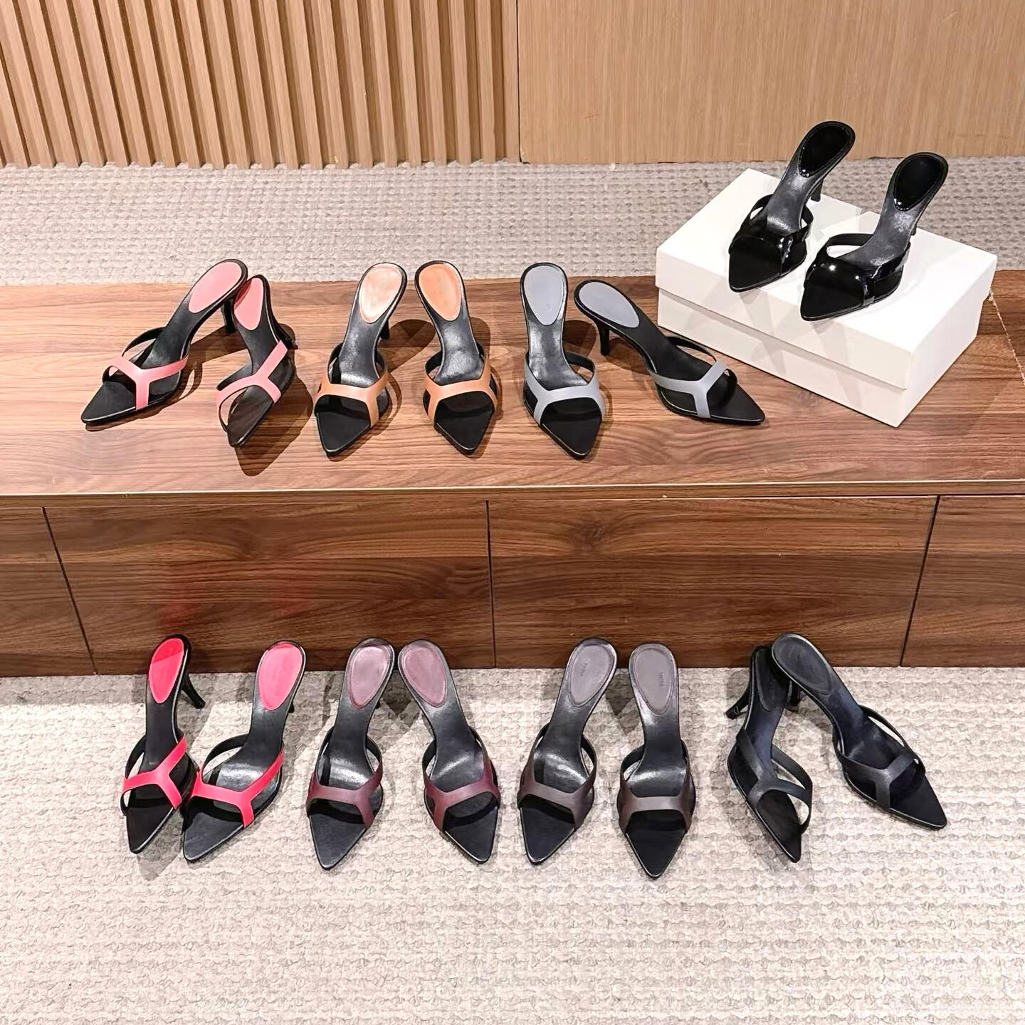 2026ss Designer Womens Luxurys pointed toe High heels Summer Vacation mules versatile Slide Slipon sandals Elegant Dinner Party comfortable Dress Sh