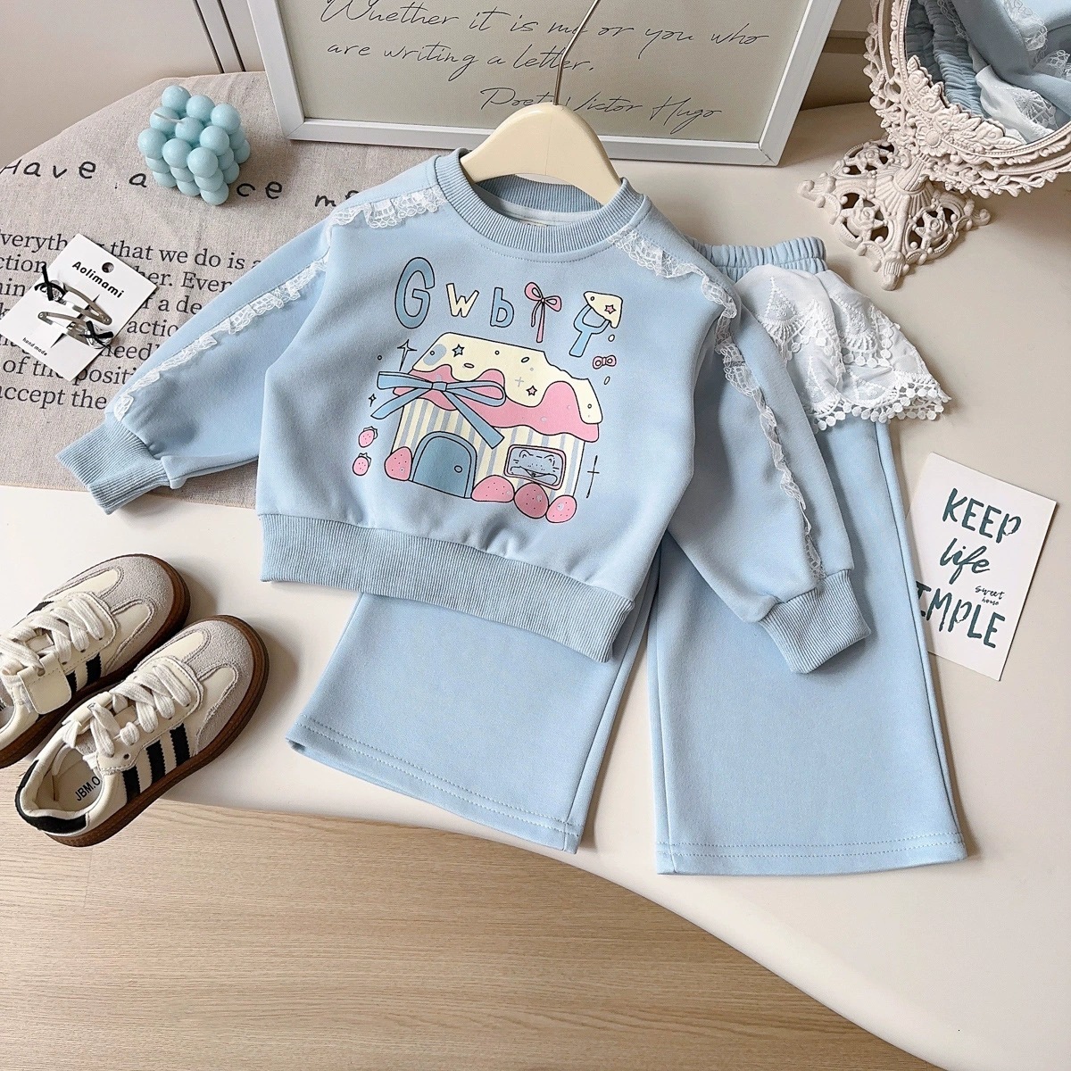 Ready-to-ship girls' outfit 2026 new stylish sweatshirt autumn and winter casual two-piece set trendy children's clothing