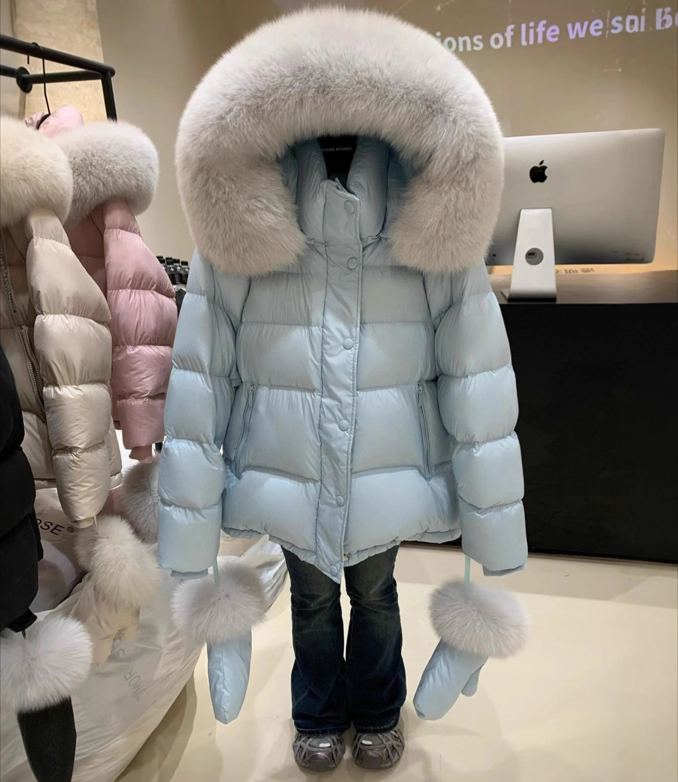 2026 Winter Womens Down Jacket Warm Hooded Fox Fur Collar 260923