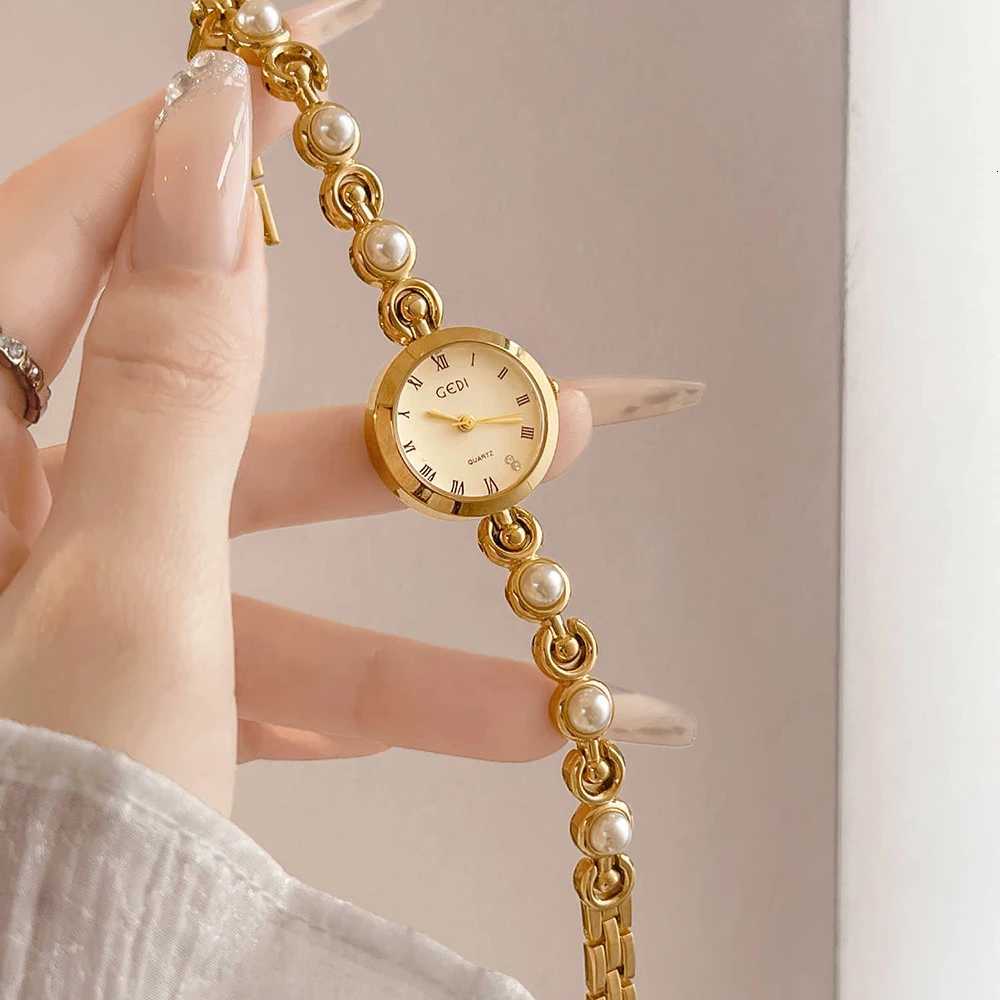 Women's Watches GEDI Elegant Luxury Woman Watch Fashion Pearl Bracelet Small Dial Quartz Women's Wristwatch For Daily Wear Holiday GiftT26