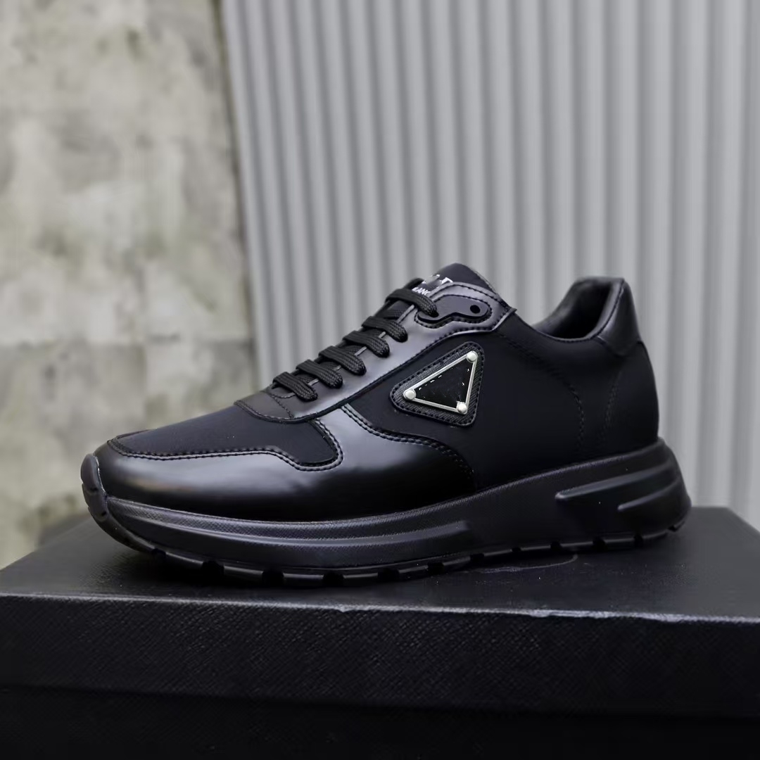 Famous Brand Men Casual-style Mesh Sports Trainers for Casual Shoes Re-Nylon Brush Leather Low Top Sneakers Comfort Skateboard Walking Runner Sports