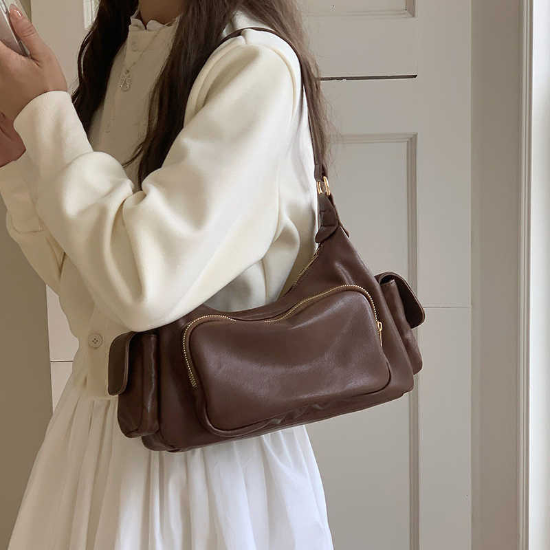 New 2026 Cross Korean Body Style Daily Versatile Shoulder Bags Lady Niche Design Simplicity Messenger Bag fashion Female Afternoon Tea Bag D260923