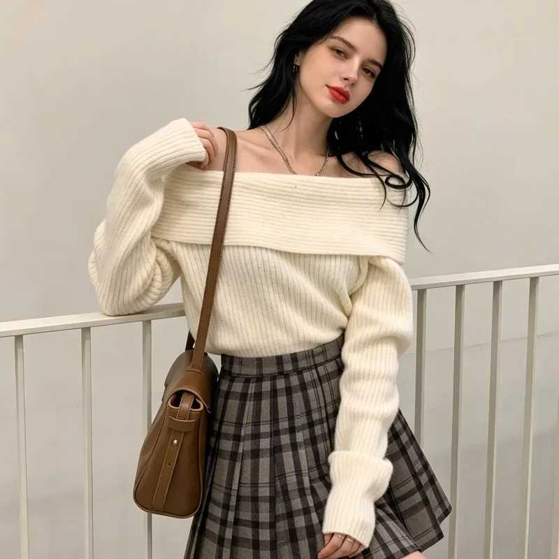 Women's Sweaters Chic New Off Shoulder Simple Solid Color Knitted Sweaters Spring and Autumn Korean Slash Neck Casual Women's Pullover Top