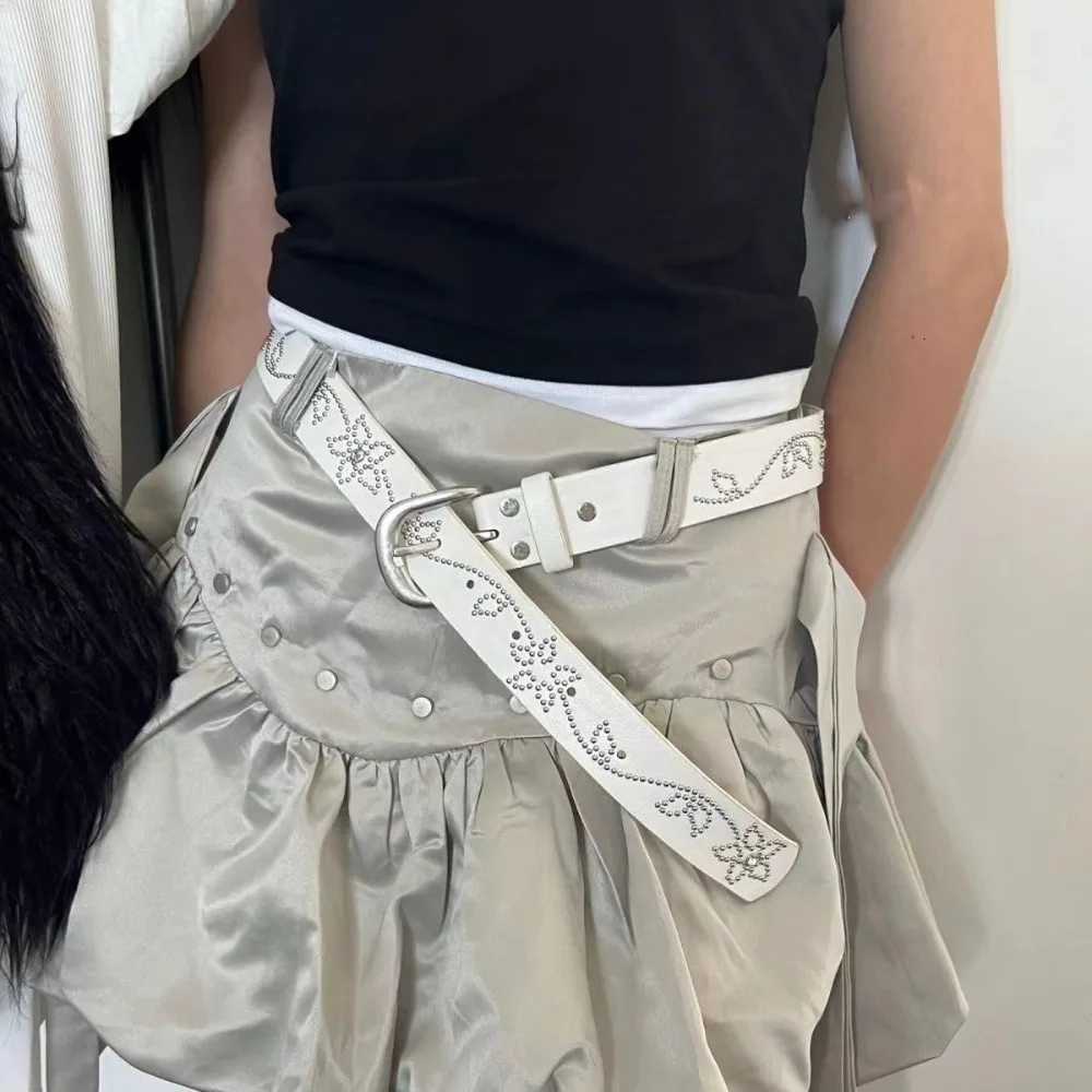 Rhinestone Flower Belts Belt Unique Alloy Y2K Rivet Belt Black Hip-hop PU Leather Waistband Decorative Jeans N260923