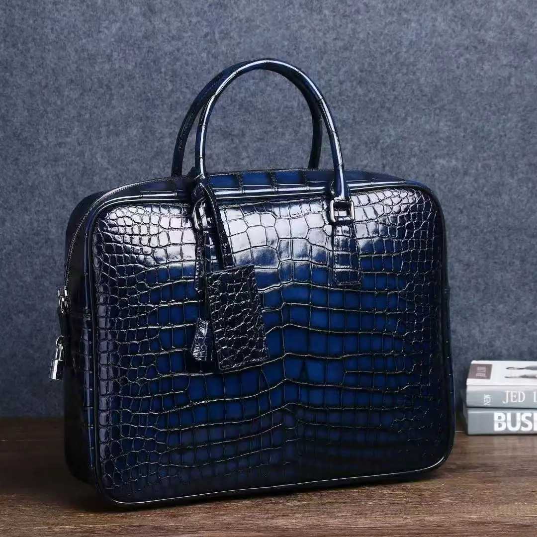 Briefcases 2025 New Alligator Pattern Genuine Leather Business Men's Briefcase Male Shoulder Bag Men Messenger Laptop Computer Bag H260923