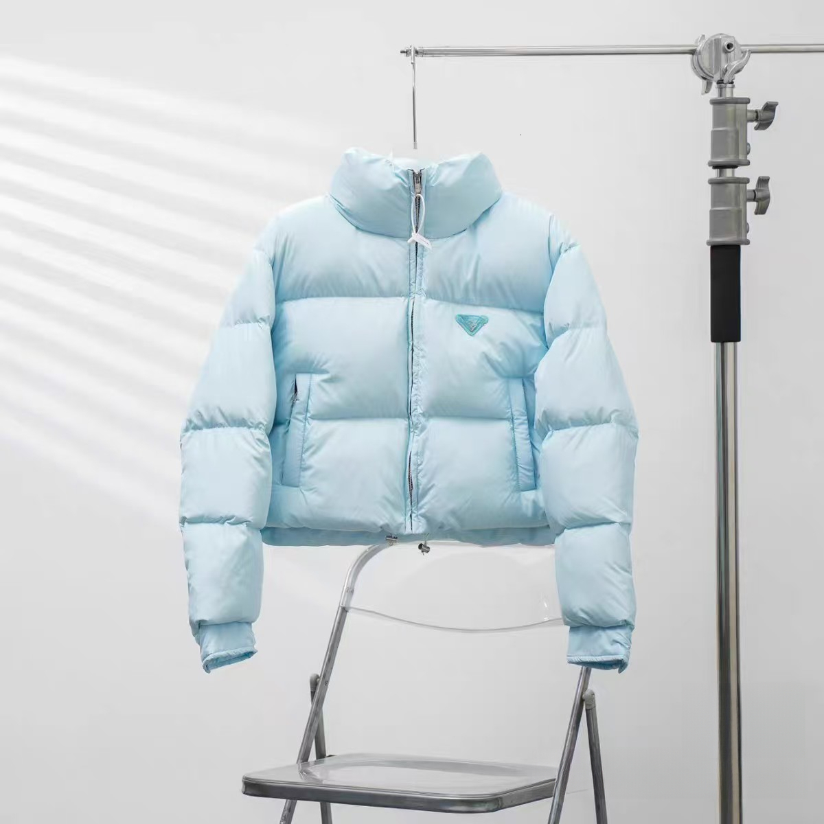 Newmomcler 2026 womens puffer jacket Designer Lady Slim Jacket Down Windbreaker Short winter designer coat women Design top Realtree High fashion Cl