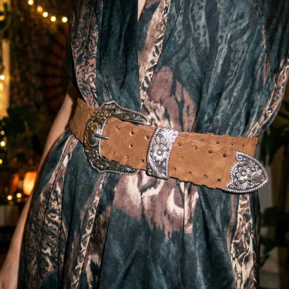Cinture da donna Nuovo stile Cintura in PU Retro intrecciata a mano Cintura decorativa di moda versatile per jeans INS Cintura da donna popolare N26