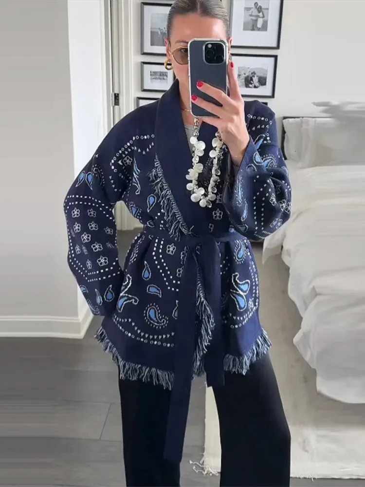 Tassel Patchwork Printed Cardigan Women Geometric Patterns Belts Vneck Long Sleeve Knitted Street Lady Sweater Autumn Coat Patches and Adjustable St
