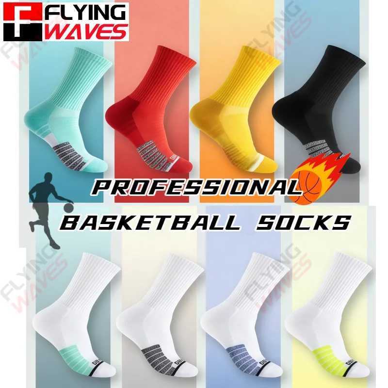 Sports Socks Professional Basketball Socks for Men Sports Socks Knee-high Breathable Thin Cotton Socks Running Towels Thick Soled Men Q260923