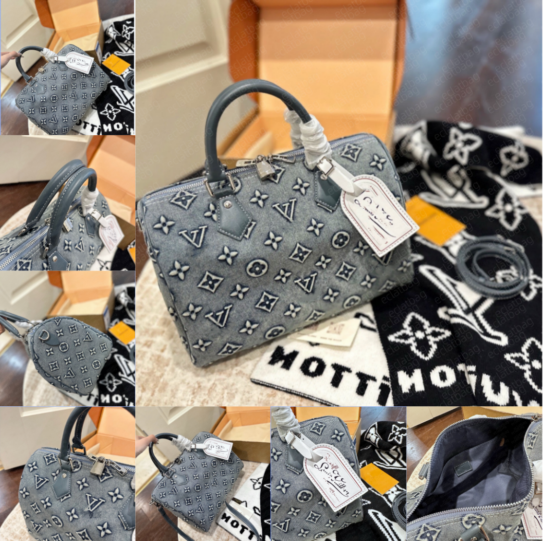 Designer bag - Denim pillow bag - Large capacity - Retro and fashionable - Must-have for outings - Preferred for versatile and elegant style