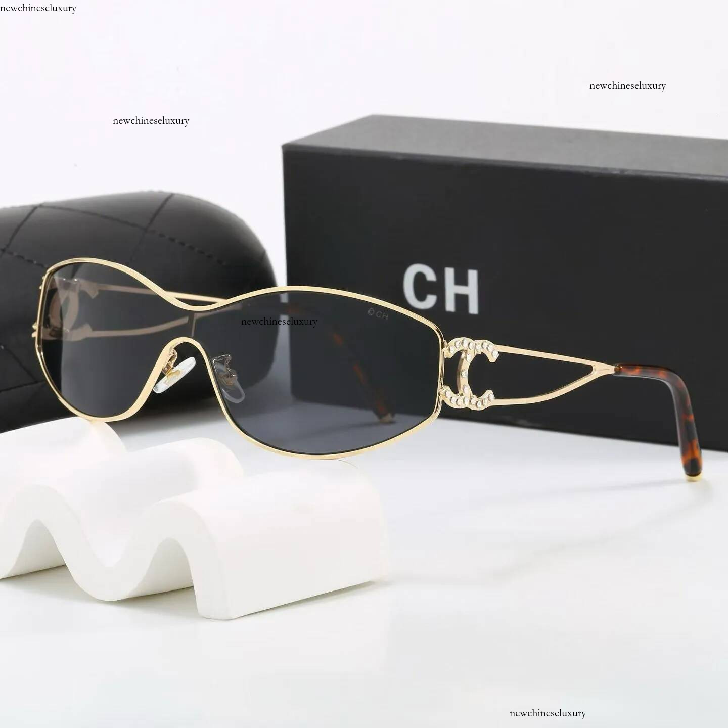 Designer Luxury Classic Women's Goggles Beach UV Protection UV400 Polarized Sunglasses Original Gift Box