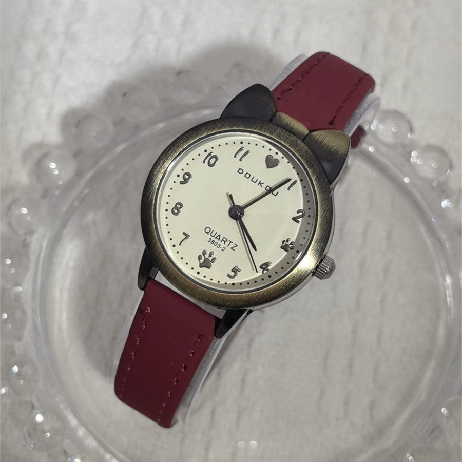 Korean-style ins wind cat ear watch female students junior and senior high school high appearance simple retro literary examination small dial