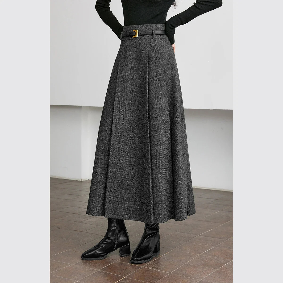 VIMLY Elegant Wool Blend Pleated Maxi Skirt for Women 2026 Winter High Waist Stereo Heavy Duty Skirt Office Lady Clothes M9173 260923