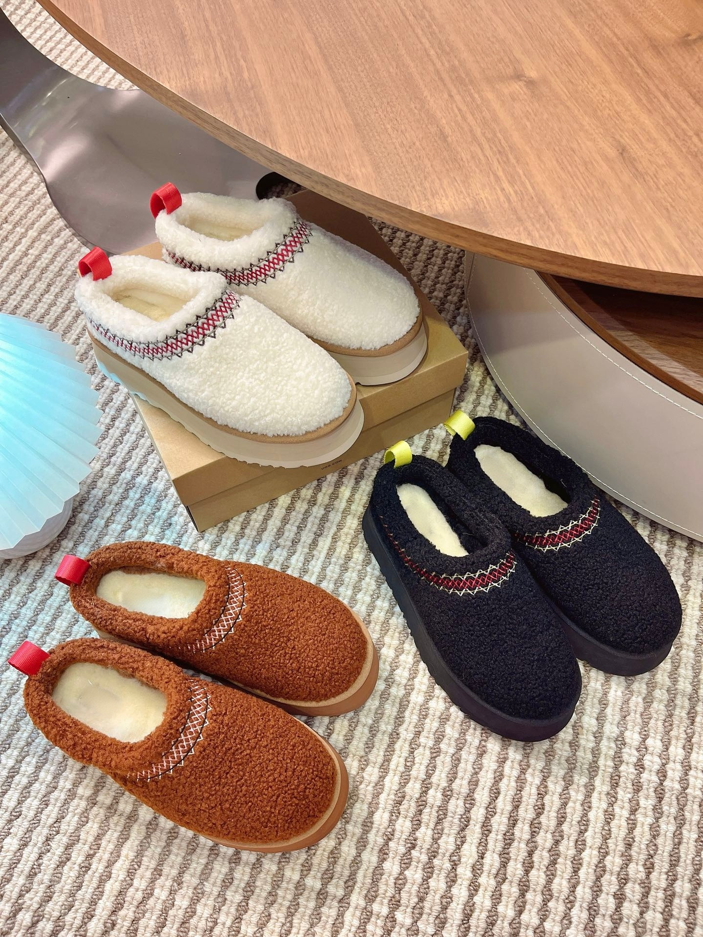 10A High-Quality Top Designer Retro Embroidered Thick-Soled Furry Shoes, Autumn and Winter Lazy Snow Boots, Warm Short Boots, Casual Outdoor Shoes,
