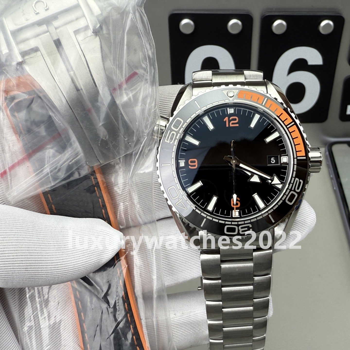 VS Factory 43.5 MM Black Dial Men's Watches Quarter Orange Watch Mechanical Automatic Movement 8900 Ref. 215.32.44.21.01.001 Stainless steel Sa