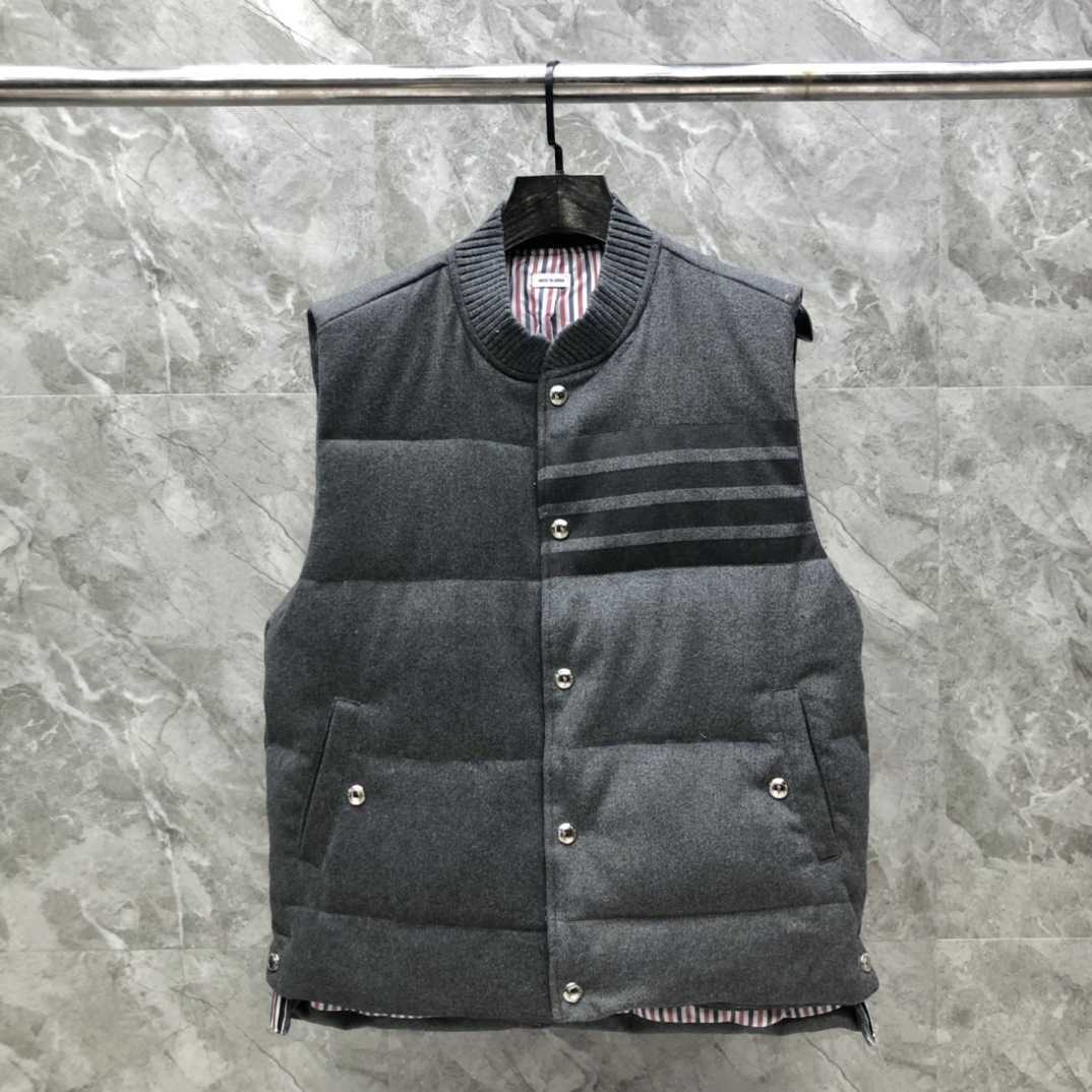 TB Direct Autumn Winter New Woolen Front Four-Bar Down Vest Unisex Filled Casual Versatile T260924