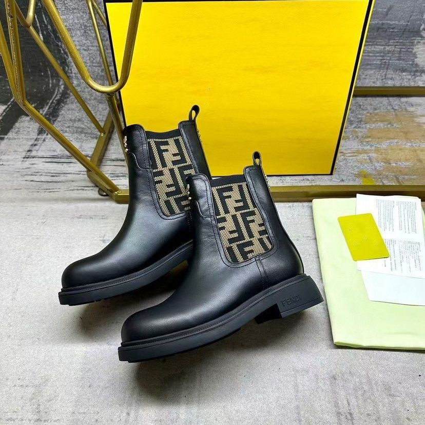 2026 Fall Winter New Arrival Women's Solid Black Short Ankle Martin Boots, Top Grain Cowhide Leather Upper, High Heel Non-slip Platform Height
