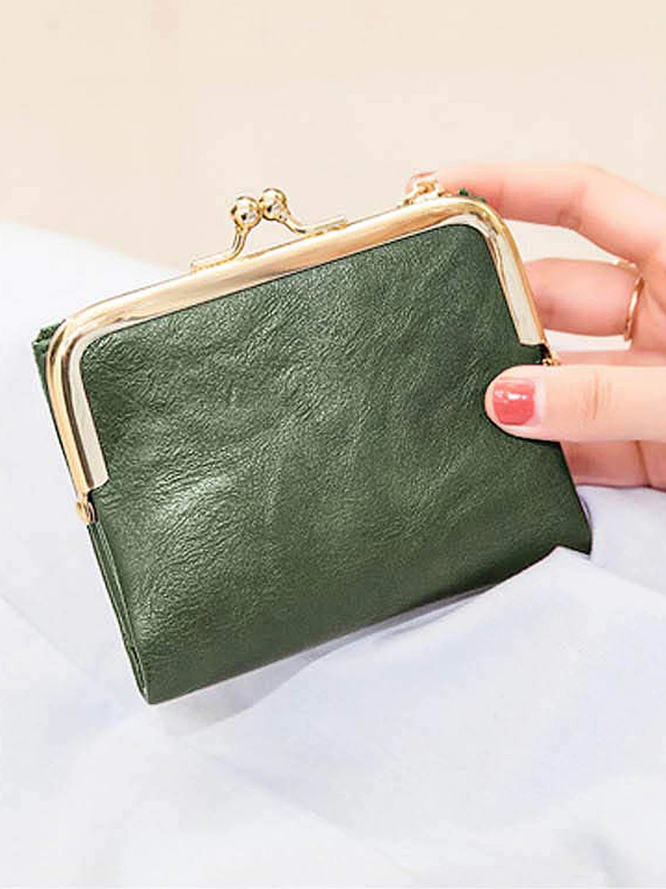 Clip Womens Zero Wallet RetroMulti Functional Double Fold Leather Wallet with MultiCard Slot Card Bag Zipper and Kiss Lock 260924