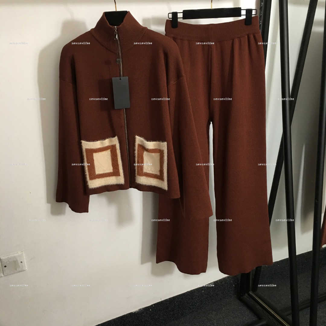 Luxury Women Knitted 2 Piece Outfit women designer clothes Stand Collar Zip Cardigan Contrast Square Pocket Wide Leg Pants Casual Loungewear Set A79