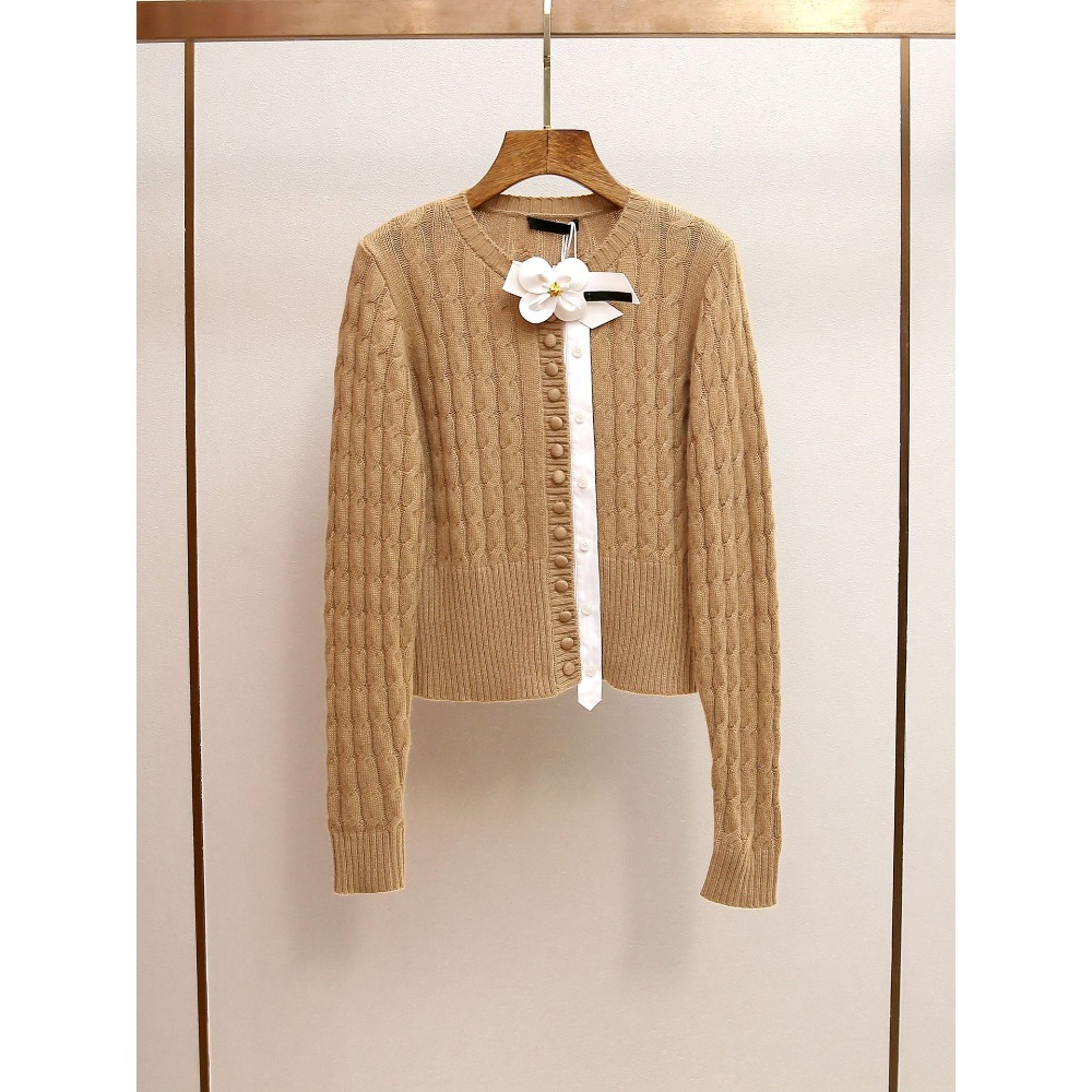 Women Autumn Winter High End Thin Knitted Cardigan French Round Neck Color Matching Sweater