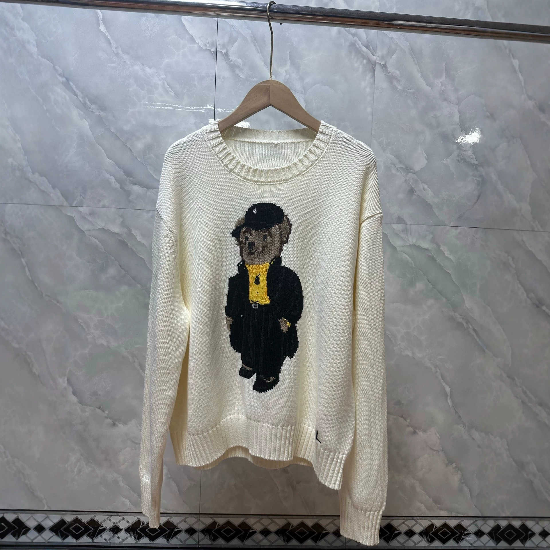 New autumn and winter collection womens long-sleeved knitted sweater with a round neckline featuring a cute bear embroidery design a cartoon pattern