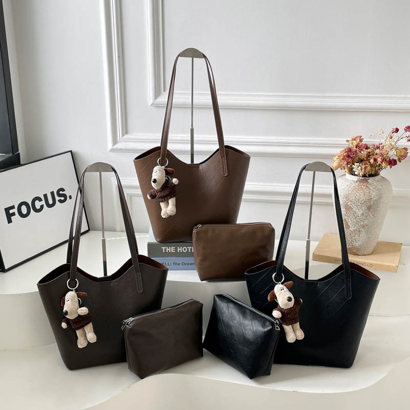Luxury Brand Designer Bag European And American Fashion 2026 Korean Style Elegant Women's Bags Large Capacity Casual Tote Handbag Shoulder Bag