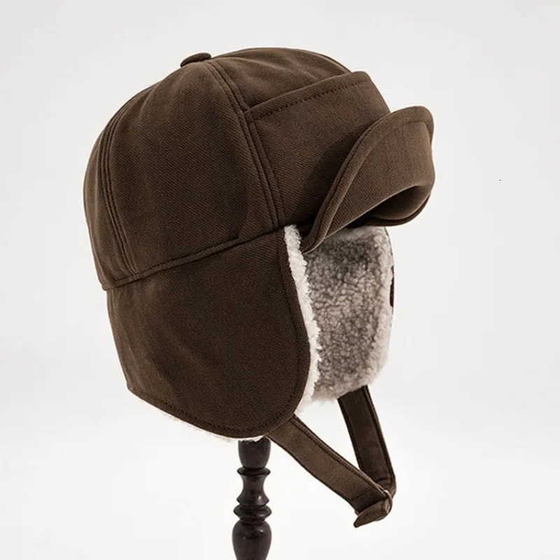 Cold-proof Winter Lei Feng Hat Womens Thickened Ear Protection Hat Mens Outdoor Warm Plush Flying Bomber Hats S260924CFM1