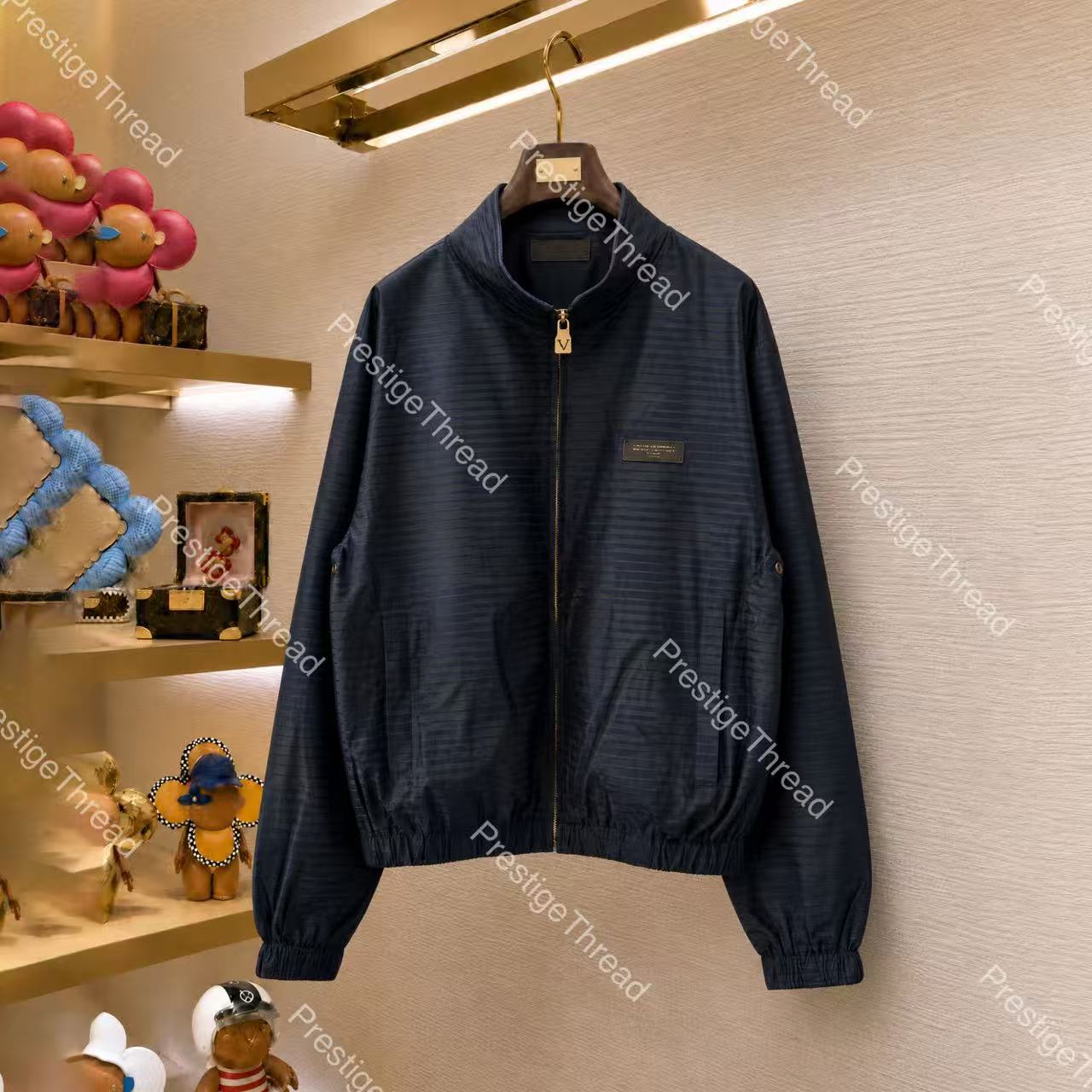 2026 New Men's Jackets, Women's Designer Edition, Dark Pattern Jacquard Splice Stand Collar Zipper Jacket, Clover Logo, Couple Outfit
