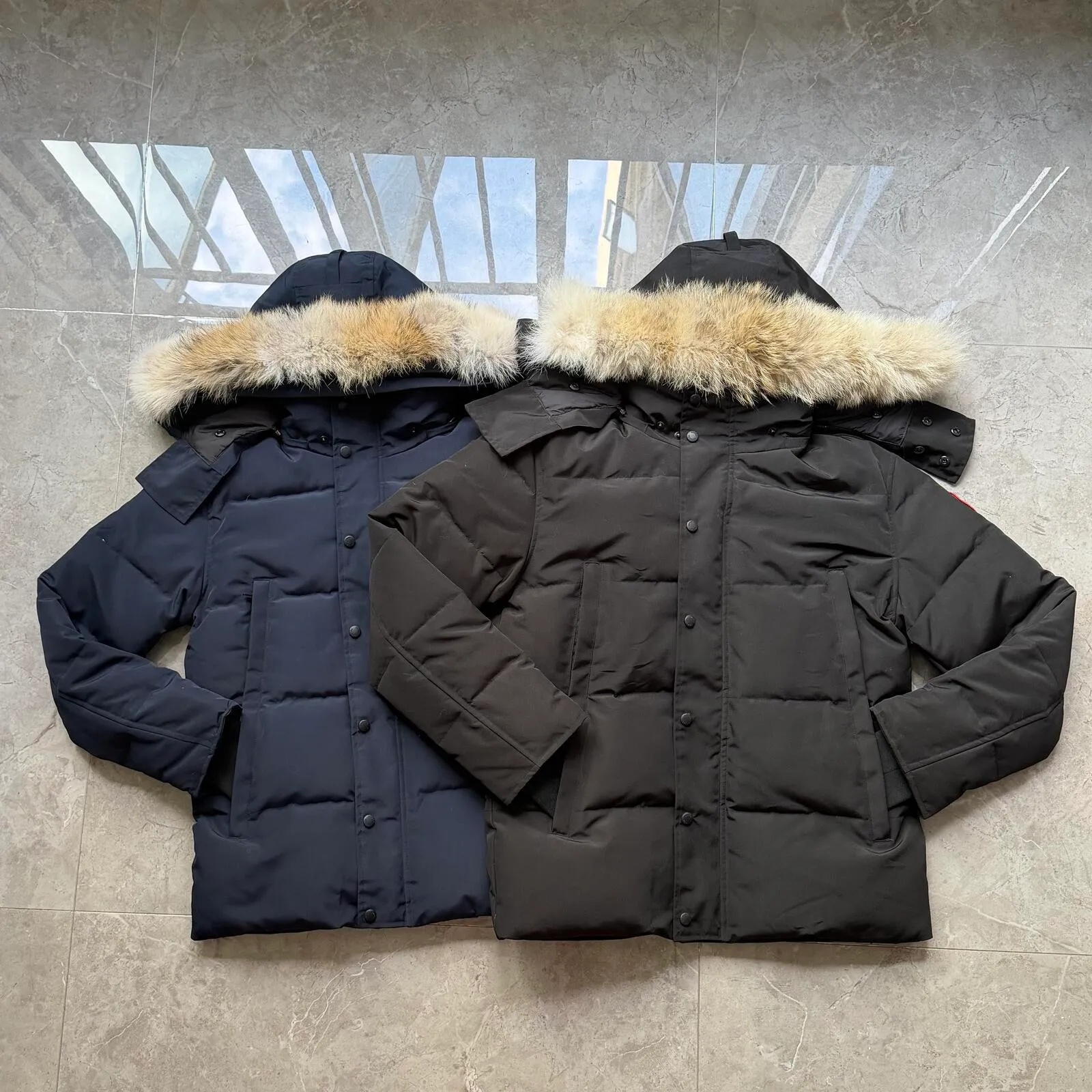 Designer High Quality Mens Womens Down Jacket Coat Real Big Wolf Fur Wyndham Overcoat Clothing Fashion Winter Jacket Outerwear Parka Doudoune Homme