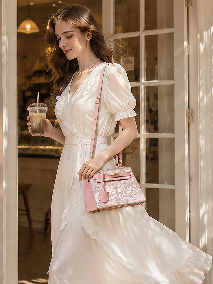 17ppLuxury Brand Fashion Women's Fashionable Printed Handbag Versatile And Elegant Single-Shoulder Crossbody For Middle Tote Bag Designer Bags