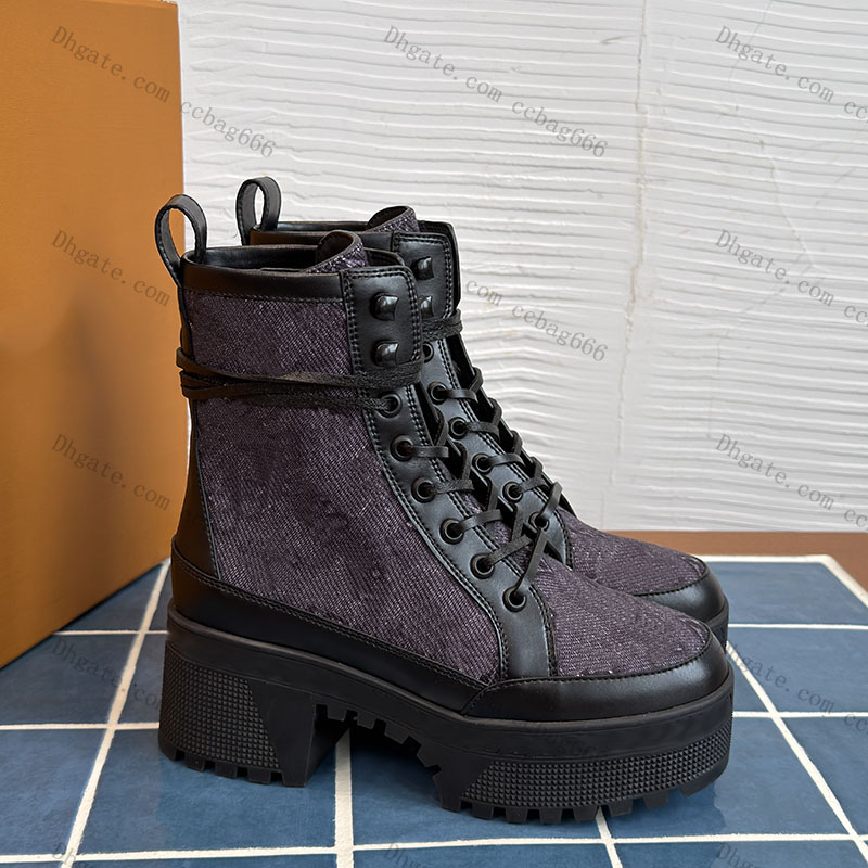 Women Chunky Heels 7.5cm Ankle Boots Designer Canvas Denim Blue Cowhide Lace Up Outdoor Leisure Shoes Vintage Black Cream Western Snow Boots Luxury