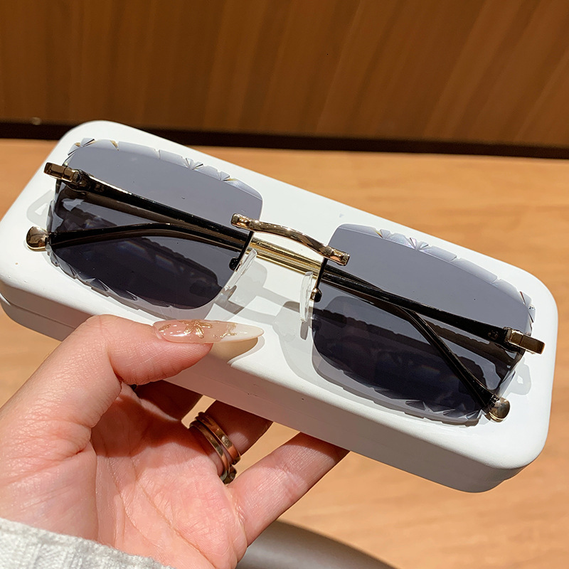 Luxury Brand Designer Sunglasses New Stylish Simple Frameless Cut-Edge Serrated Sunglasses, Ins-Style Personalized Casual Versatile European And Ame