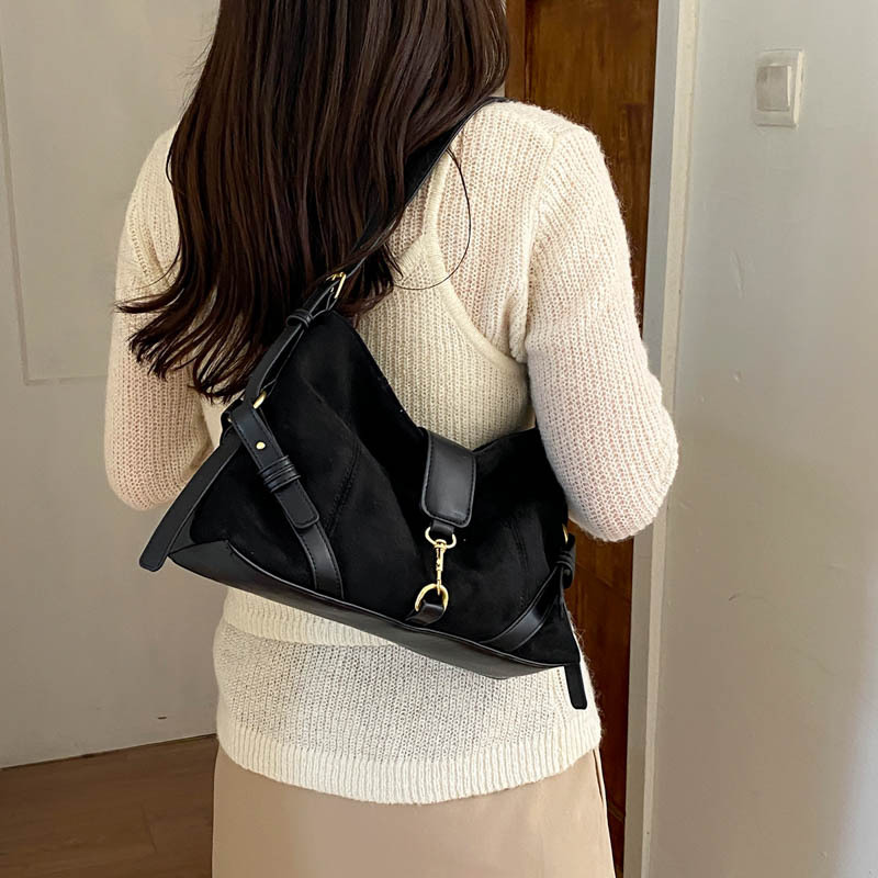 Luxury Brand Designer Bag Korean-Style Suede Underarm For Women, 2026 New Autumn Collection, Retro Melard Single-Shoulder Bag, Large Capacity Crossb